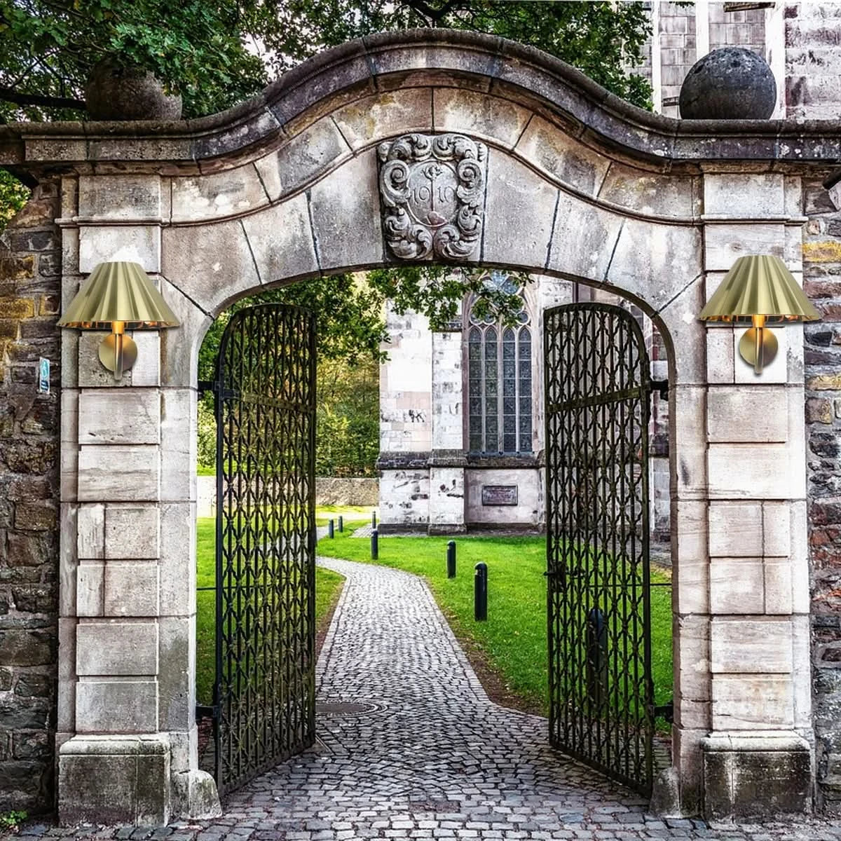 Luminaux Rechargeable LED Wall Sconce